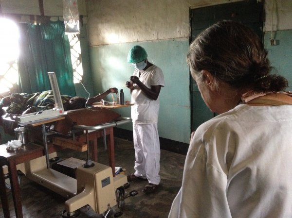 Chiara Castellani in Congo Rd