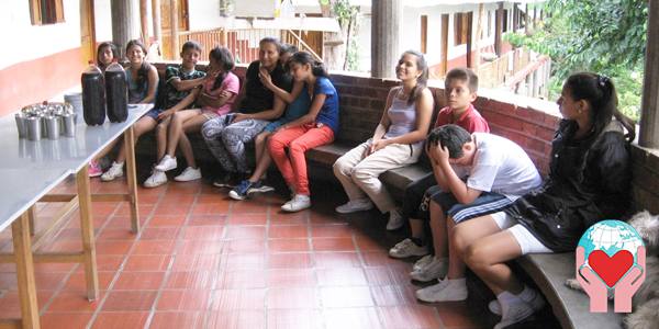 bambini poveri Colombia