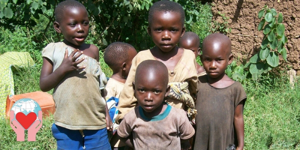 bambini poveri pigmei