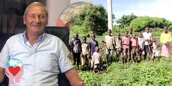 missionario laico in Uganda