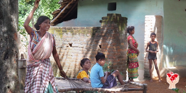 famiglia povera in India