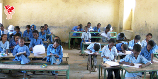 bambini a scuola