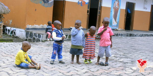 bambini poveri Congo